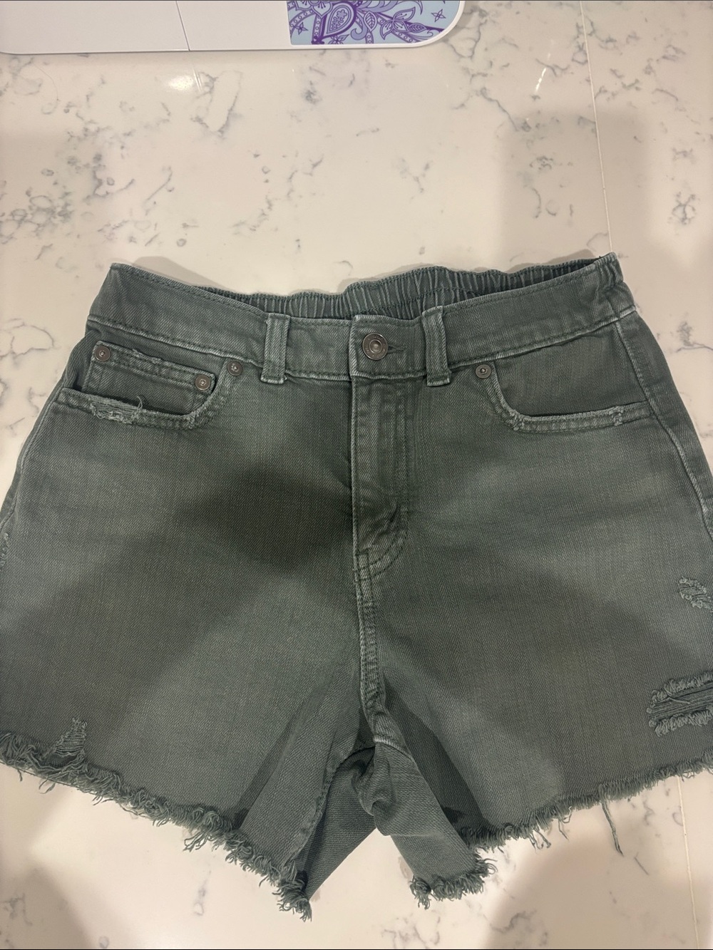 aerie Daydream Olive Green Frayed Hem Denim Shorts Sz. Small